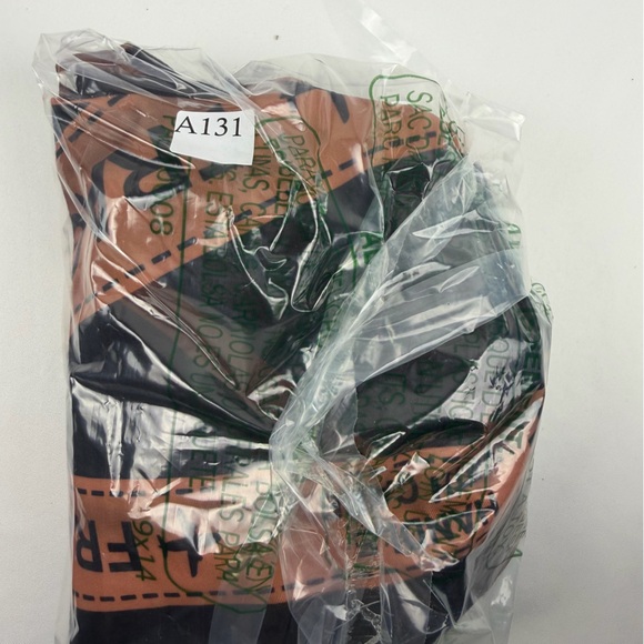 NWOT Black & Brown Luggage Cover with Fragile Print 18-22” Sm Diagonal Carry-on - Picture 9 of 10